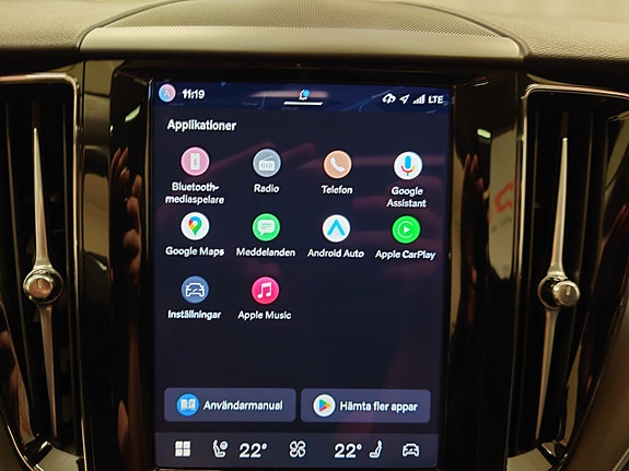 Volvo XC60 18 of 22