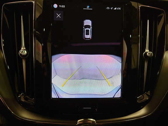 Volvo XC60 22 of 22