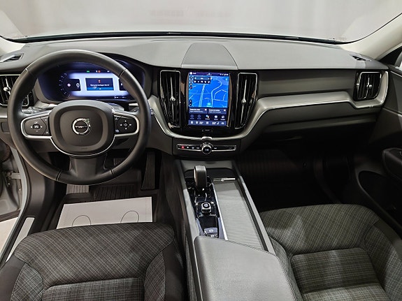 Volvo XC60 10 of 22