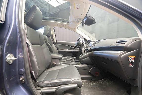 Honda CR-V 20 of 29