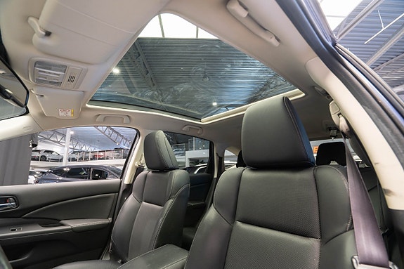 Honda CR-V 11 of 29