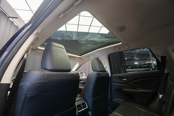 Honda CR-V 19 of 29