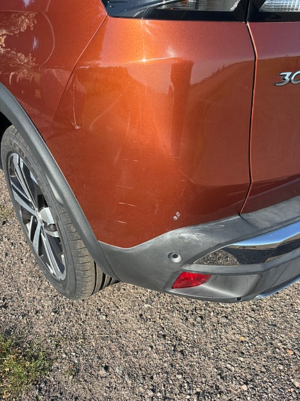 Peugeot 3008 3 of 4
