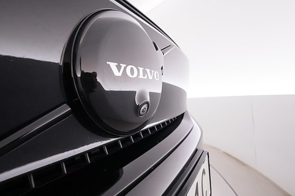 Volvo EX40 19 of 25