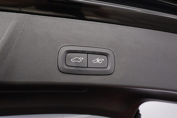 Volvo EX40 22 of 25