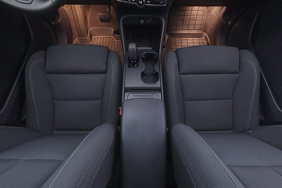 Volvo EX40 9 of 25