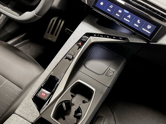 Peugeot 3008 10 of 15