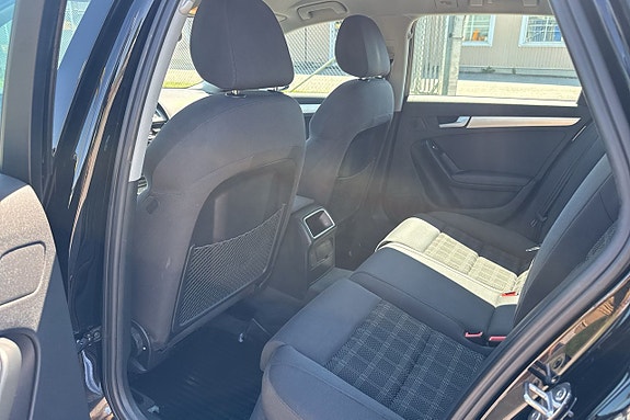 Audi A4 14 of 21