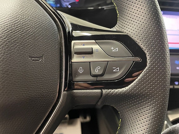 Peugeot 308 22 of 23