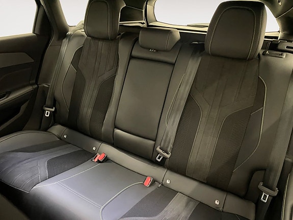 Peugeot 308 14 of 23