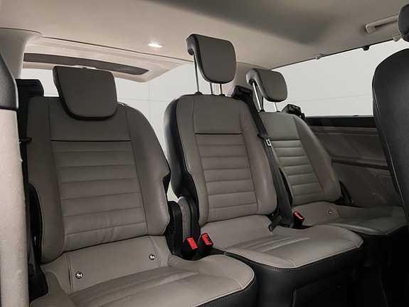 Ford Custom Tourneo 28 of 30
