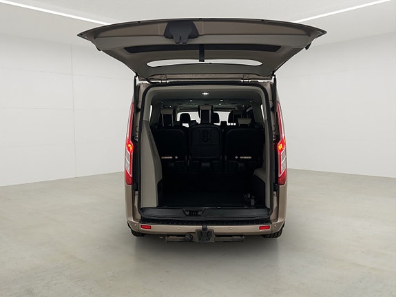 Ford Custom Tourneo 12 of 30