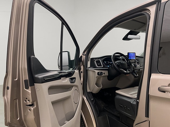 Ford Custom Tourneo 14 of 30