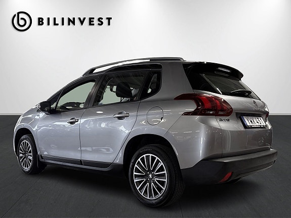Peugeot 2008 3 of 5