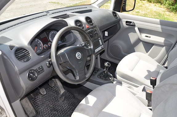 Volkswagen Caddy 8 of 10