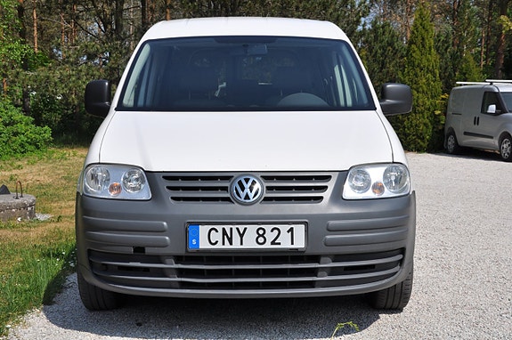 Volkswagen Caddy 2 of 5