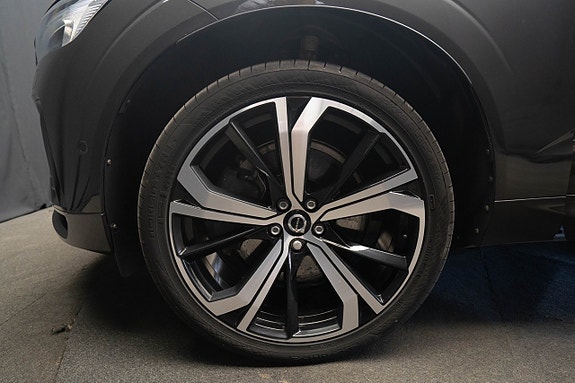 Volvo XC60 30 of 30