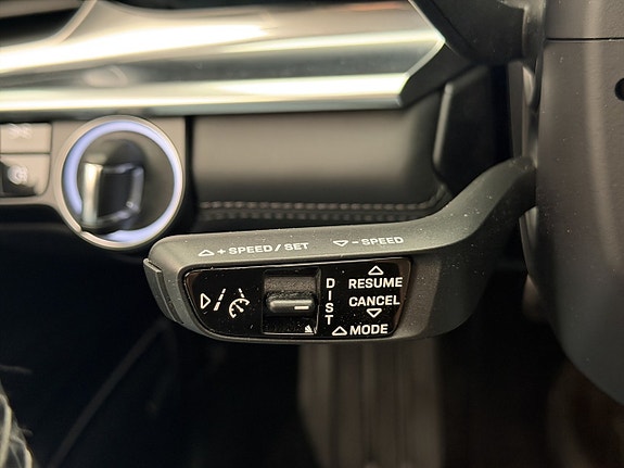 Porsche Panamera 4 16 of 30