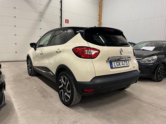 Renault Captur 5 of 5