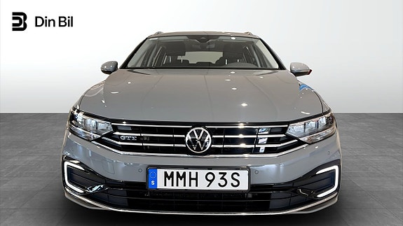 Volkswagen Passat 4 of 5