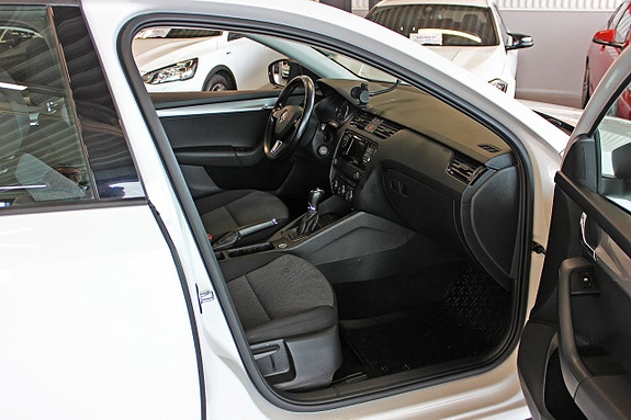 Skoda Octavia 6 of 13