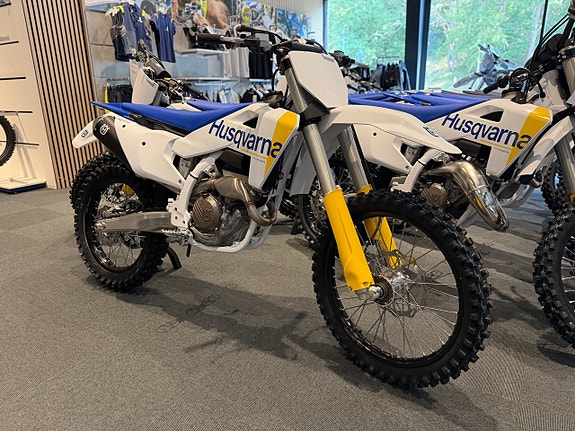 Husqvarna FC 250 3 of 5