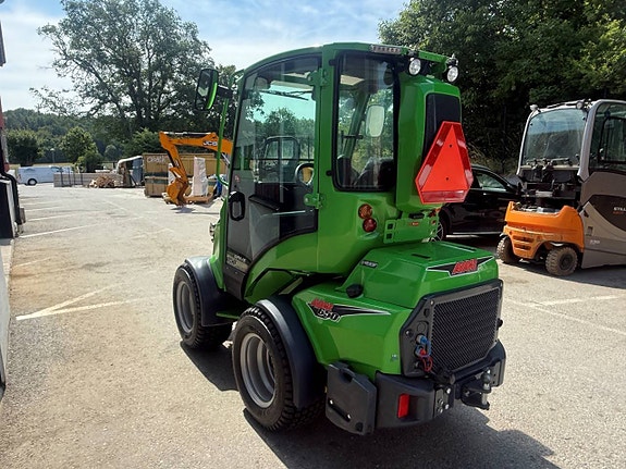 Avant 650 extremt bra spec, mycket bra skick, ca 370 tim 5 of 5