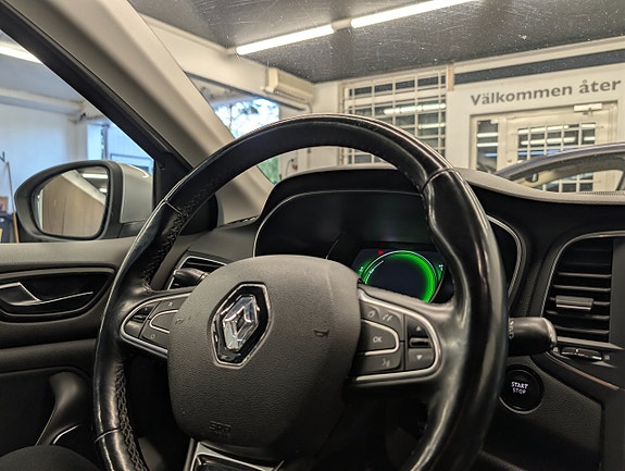 Renault Megane 15 of 30