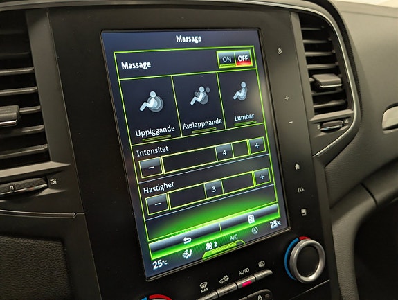 Renault Megane 16 of 30