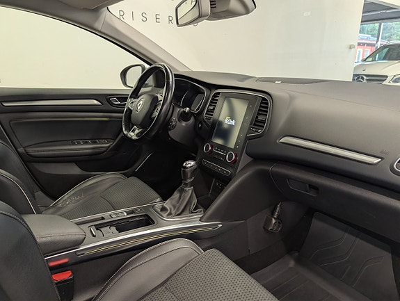 Renault Megane 26 of 30