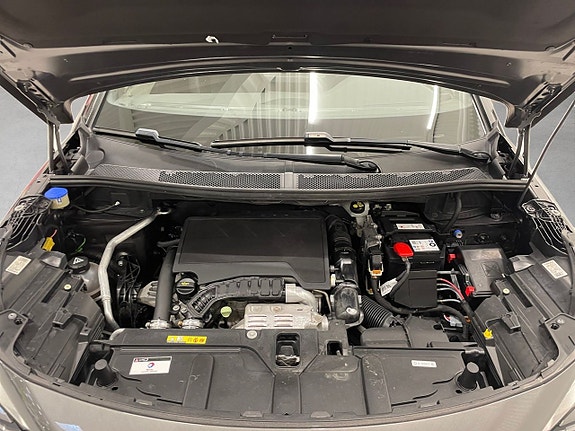 Peugeot 5008 17 of 25