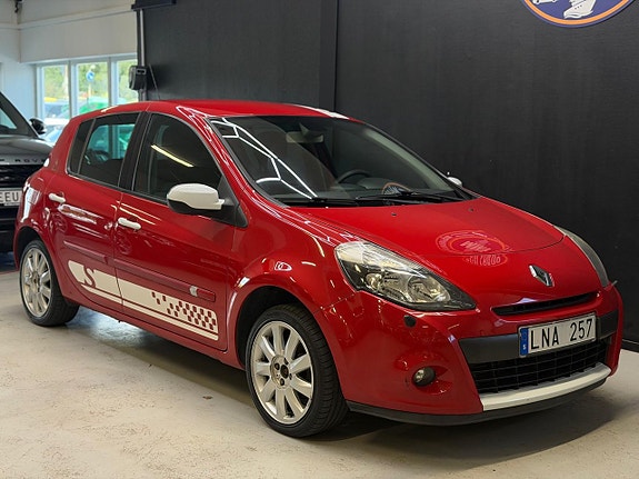 Renault Clio 3 of 23
