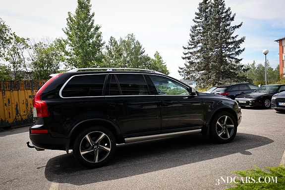 Volvo XC90 4 of 5