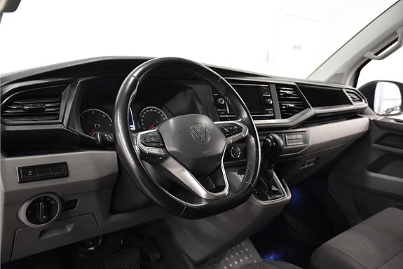 Volkswagen Transporter 9 of 17
