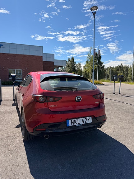 Mazda 3 2 of 4