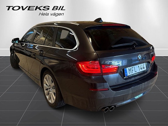 BMW 520d 4 of 16