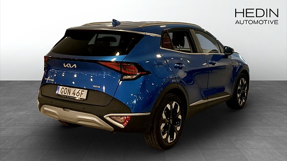 Kia Sportage 2 of 9