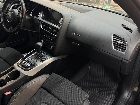Audi A5 8 of 16