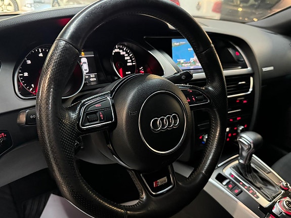 Audi A5 9 of 16