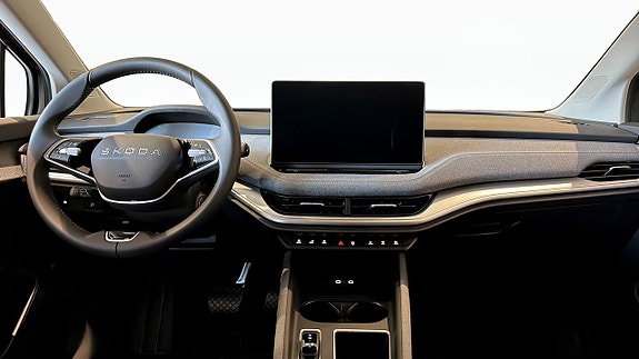 Skoda Enyaq 10 of 14