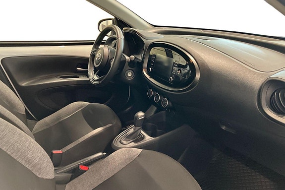 Toyota Aygo X 9 of 24