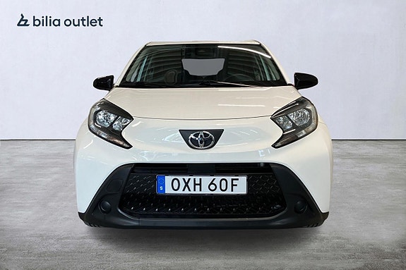 Toyota Aygo X 8 of 24