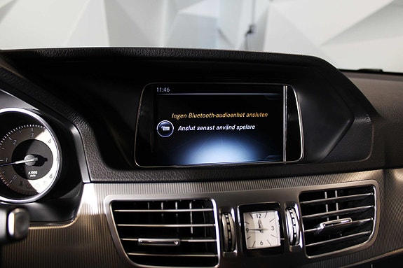 Mercedes-Benz E220 16 of 27