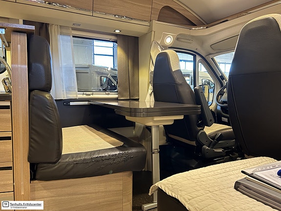 Adria Coral S 670SLT 12 of 18