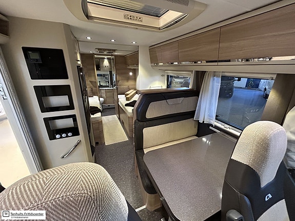 Adria Coral S 670SLT 11 of 18