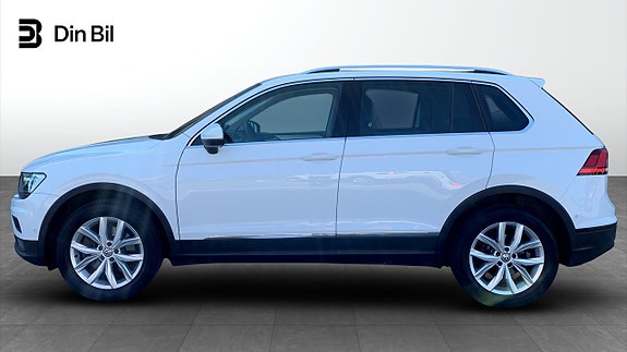 Volkswagen Tiguan 2 of 5
