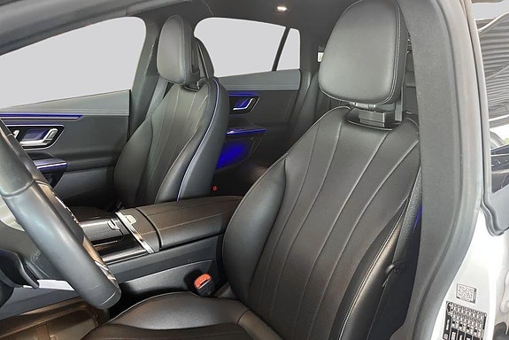 Mercedes-Benz EQE350 19 of 20