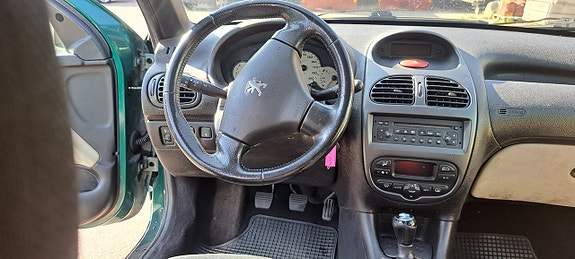 Peugeot 206 10 of 17