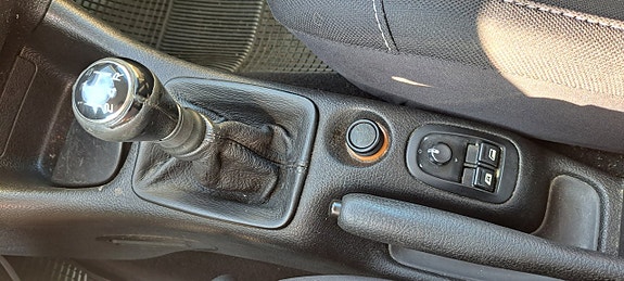 Peugeot 206 14 of 17