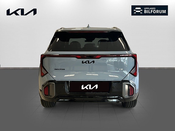 Kia Seltos 5 of 5